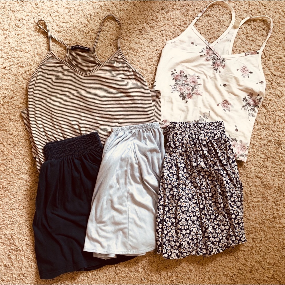 ⭐️ ON INSTA FOR BID @gogos.closet⭐️